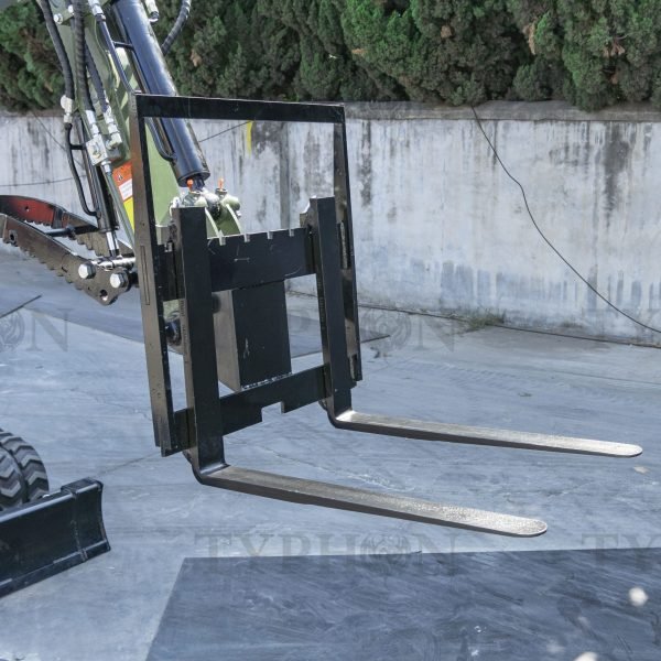 Pallet Fork Attachment for 2.5-3 ton Mini Excavator Adjustable Stabilizer Bar USA