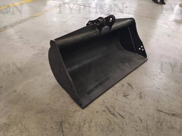 TYPHON 2.5 Ton Mini Excavator Attachment Plain Bucket 800mm 31" Mud Bucket For TERROR X2 PRO