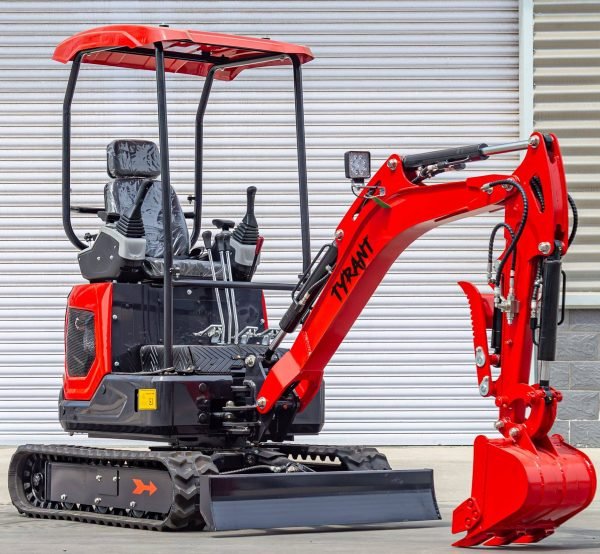 3800lbs TYRANT 17 Diesel Mini Excavator Kubota D902 Engine Side Swing w 12 attachments