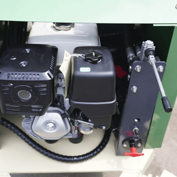 TYPHON STONEKRUSHER K1 Compact Rock Crusher 11.7 HP Honda GX390 Towable Jaw Crusher Konstructz Series